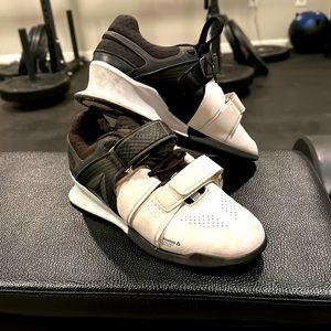 Reebok lifters